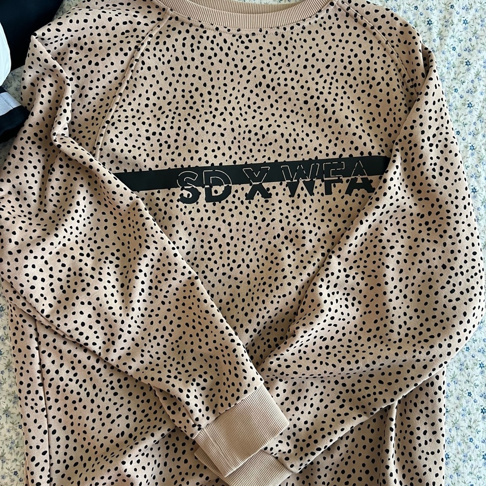 White Fox Sarah’s Day Sweatshirt